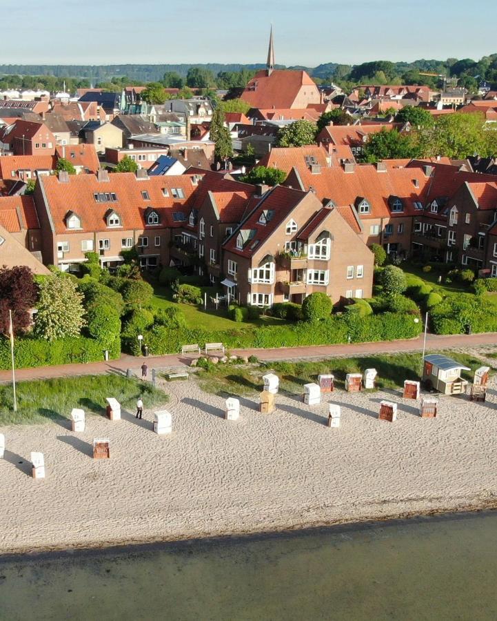 Ferienwohnung Strandhuepfer - Direkt Am Meer Eckernförde Esterno foto